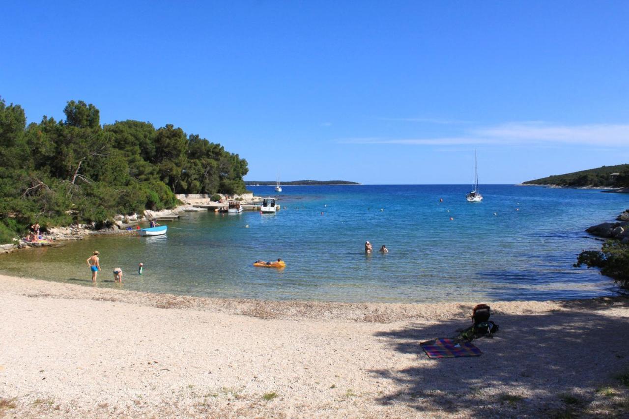 Apartments And Rooms With Parking Space Cunski, Losinj - 2498 Exterior photo